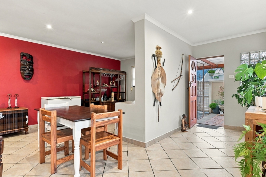 3 Bedroom Property for Sale in Plumstead Western Cape